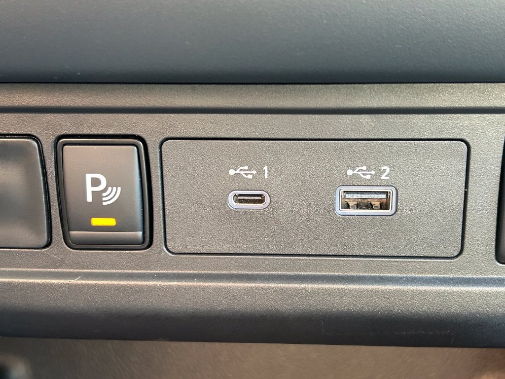 Used 2026 Nissan Frontier SV RWD image 24