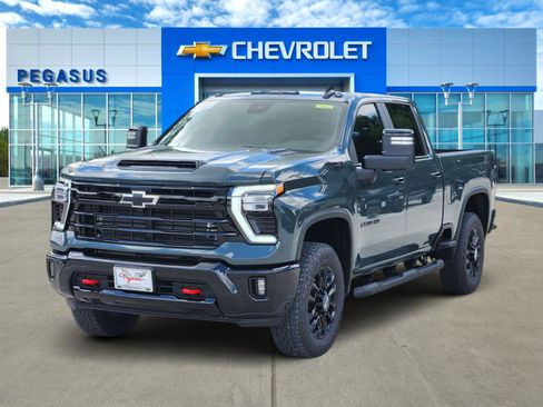 New 2026 Chevrolet Silverado 2500 LT w/ Trail Boss Package AWD/4WD image 2