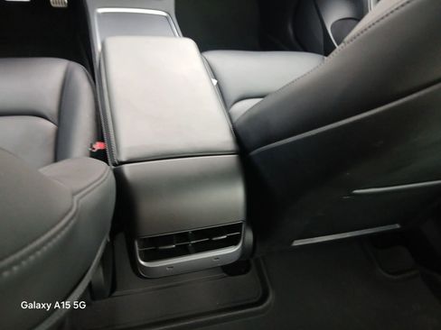 Used 2023 Tesla Model 3 Standard Range image 26