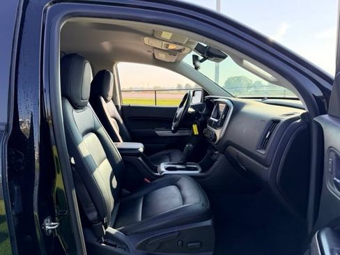 Used 2020 Chevrolet Colorado LT w/ Colorado RST Special Edition AWD/4WD image 10