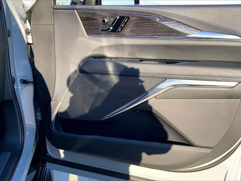 New 2026 Cadillac Escalade IQL Sport 1 w/ LPO, ONYX Package image 35