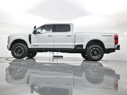 New 2026 Ford F350 Platinum w/ Tremor Off-Road Package AWD/4WD image 44