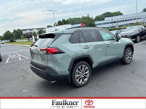 Used 2023 Toyota RAV4 XLE Premium AWD/4WD image 6