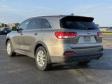 Used 2016 Kia Sorento LX w/ LX Convenience Package image 5