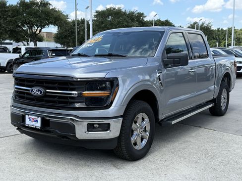 Used 2025 Ford F150 XLT w/ Equipment Group 301A Standard AWD/4WD image 9