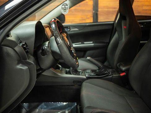 Used 2011 Subaru Impreza WRX Hatchback image 8