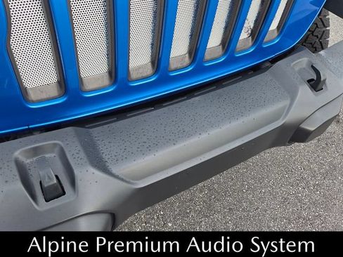 Used 2021 Jeep Wrangler Sport AWD/4WD image 18