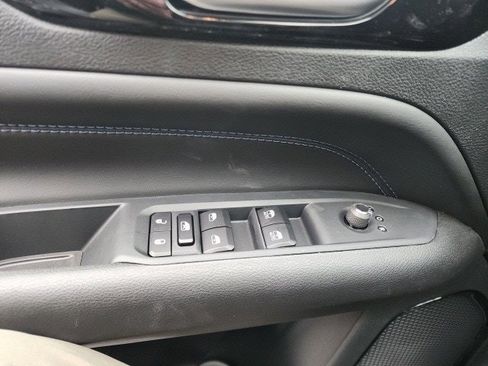 New 2026 Jeep Compass Limited image 15