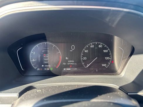Used 2023 Honda Pilot Touring image 2