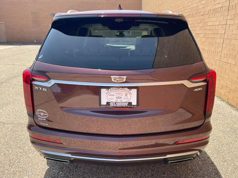 Certified 2022 Cadillac XT6 Premium Luxury w/ Technology Package AWD/4WD image 6