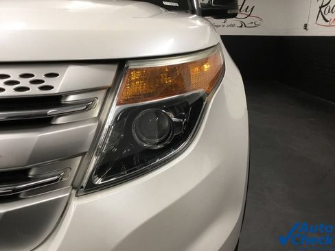 Used 2013 Ford Explorer XLT AWD/4WD image 17