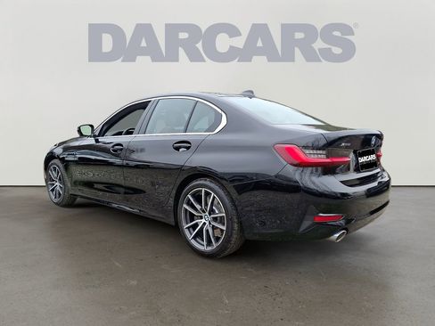 Certified 2022 BMW 330i xDrive Sedan w/ Premium Package 2 image 5