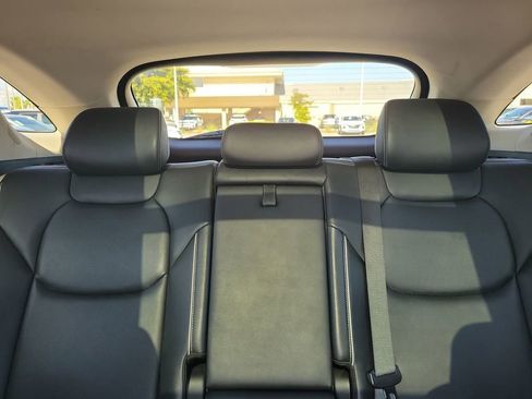 Used 2022 Genesis GV70 2.5T w/ Advanced Package image 5