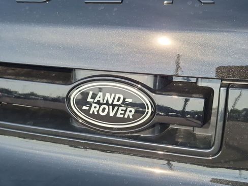 New 2026 Land Rover Defender 110 X-Dynamic SE AWD/4WD image 4
