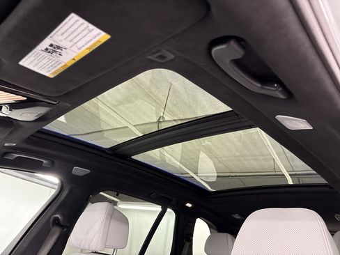 Used 2024 BMW X5 M60i AWD/4WD image 16