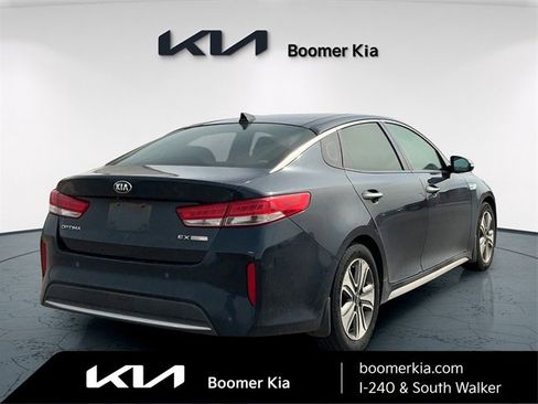 Used 2017 Kia Optima EX w/ Technology Package image 5