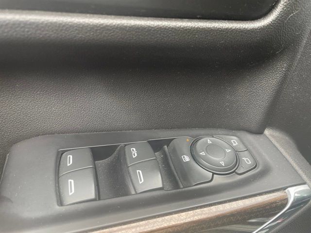 Used 2020 Chevrolet Silverado 1500 LT Trail Boss AWD/4WD image 8