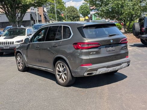 Used 2022 BMW X5 xDrive40i w/ Premium Package AWD/4WD image 5