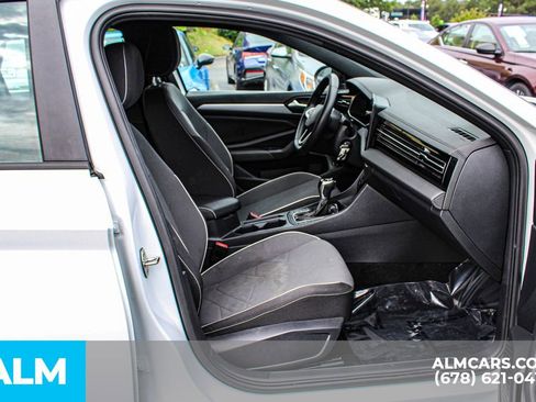 Used 2025 Volkswagen Jetta Sport FWD image 21