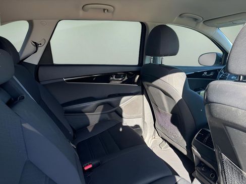 Used 2019 Kia Sorento LX w/ Option Group 020 image 8