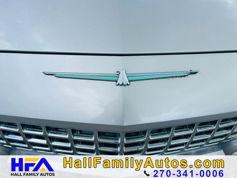 Used 2005 Ford Thunderbird RWD image 19