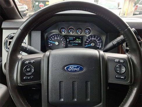 Used 2016 Ford F350 Lariat image 20