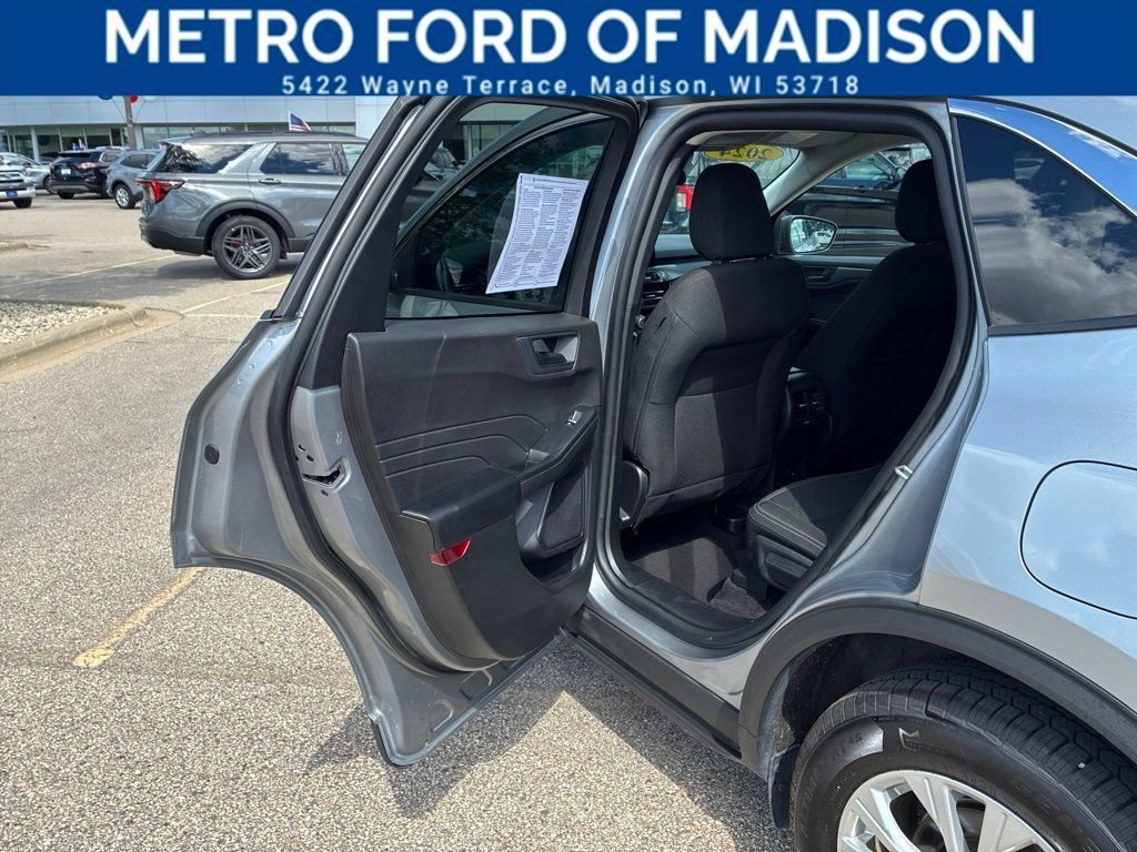 Used 2024 Ford Escape Active AWD/4WD image 33