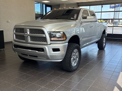 Used 2018 RAM 2500 Tradesman w/ Chrome Appearance Group AWD/4WD image 1