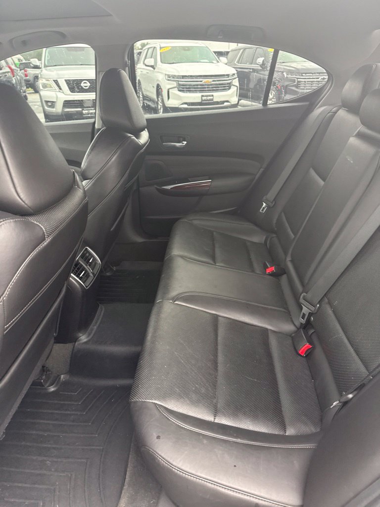 Used 2016 Acura TLX w/ Technology Package FWD image 7