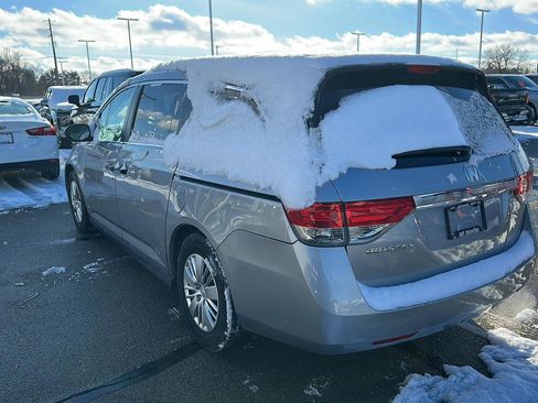 Used 2016 Honda Odyssey LX image 3