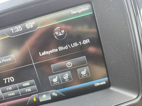 Used 2016 Ford Explorer XLT w/ Equipment Group 202A AWD/4WD image 32