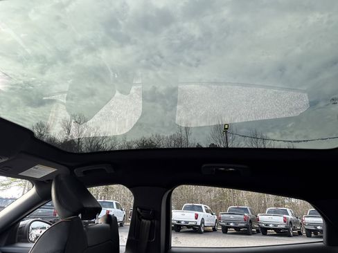 Used 2022 Ford Mustang Mach-E GT image 23