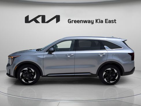 Certified 2025 Kia Sorento SX Prestige AWD/4WD image 8