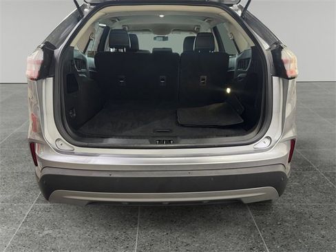 Used 2023 Ford Edge SEL image 13