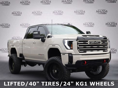 Used 2026 GMC Sierra 2500 AT4 w/ LPO, Black Badging Package AWD/4WD image 2
