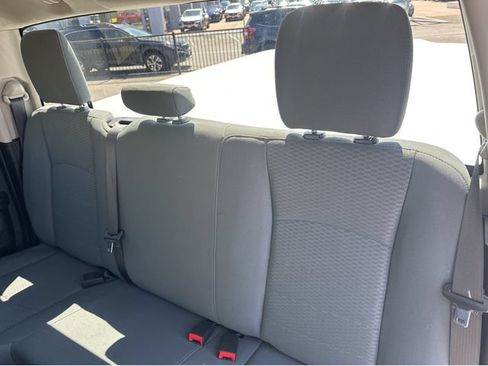 Used 2018 RAM 1500 Express RWD image 39