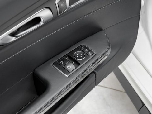 Used 2018 Mercedes-Benz AMG GT R image 43