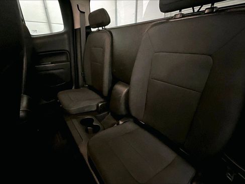 Used 2019 Chevrolet Colorado LT image 25