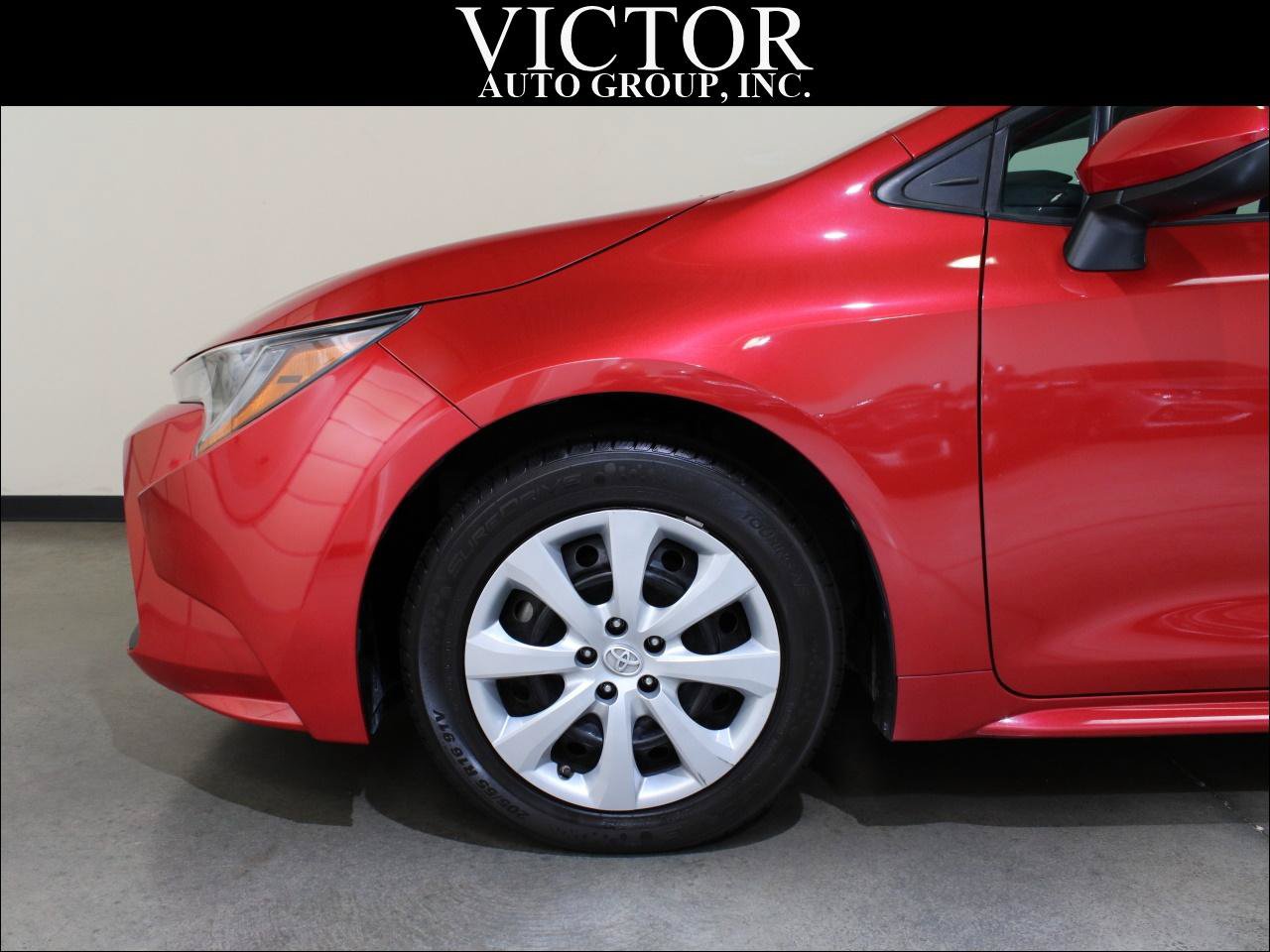 Used 2021 Toyota Corolla LE FWD image 5