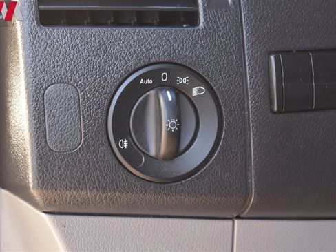 Used 2016 Mercedes-Benz Sprinter 2500 image 14