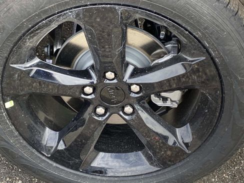 New 2026 Jeep Grand Cherokee Limited image 6