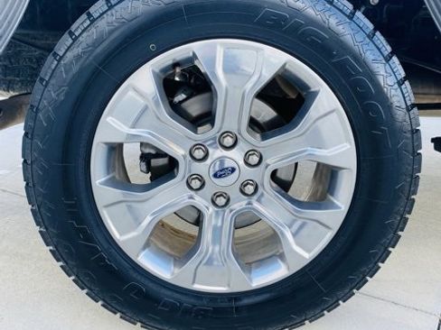 Used 2021 Ford F150 Platinum image 8