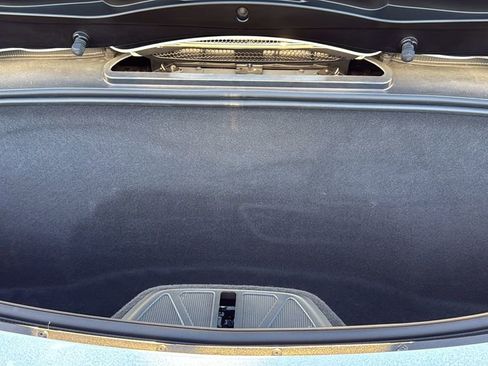 Used 2025 Chevrolet Corvette Stingray Convertible w/ 1LT image 27