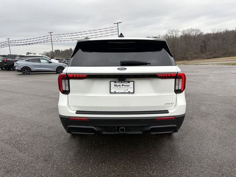 Used 2025 Ford Explorer ST-Line image 4