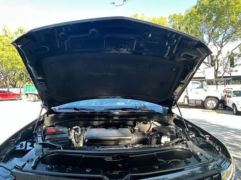 Used 2024 Cadillac Escalade Premium Luxury Platinum image 37