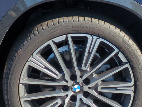 Used 2023 BMW X1 xDrive28i w/ Premium Package image 12