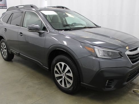 Used 2020 Subaru Outback Premium w/ Popular Package #1 image 4