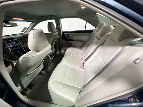 Used 2016 Toyota Camry XLE w/ Advanced Technology Package FWD image 28