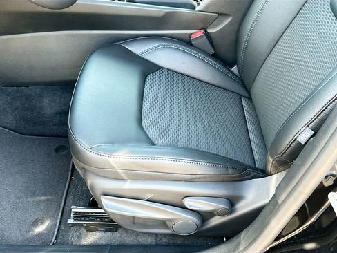 New 2026 Jeep Compass Latitude image 13