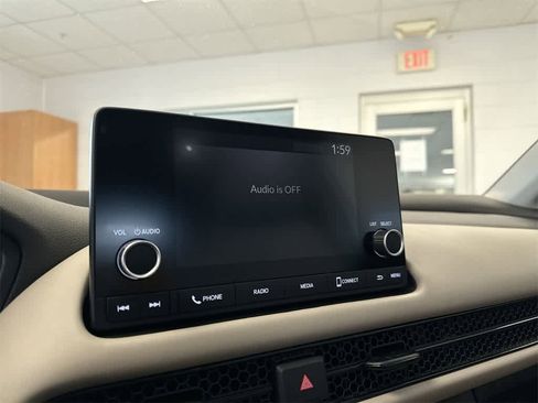 Certified 2025 Honda HR-V LX image 29